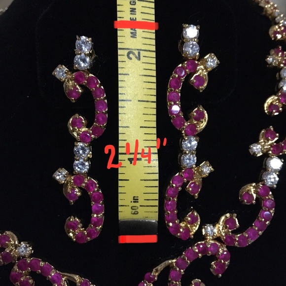 Ruby Rhinestone Statement Necklace Set - Picture 3 of 5